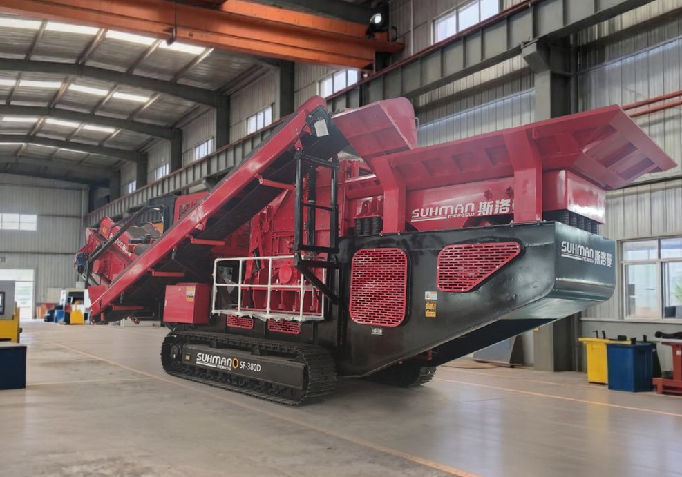 The production workshop of SUHMAN crushers. SUHMAN is a top crusher manufacturer in China.